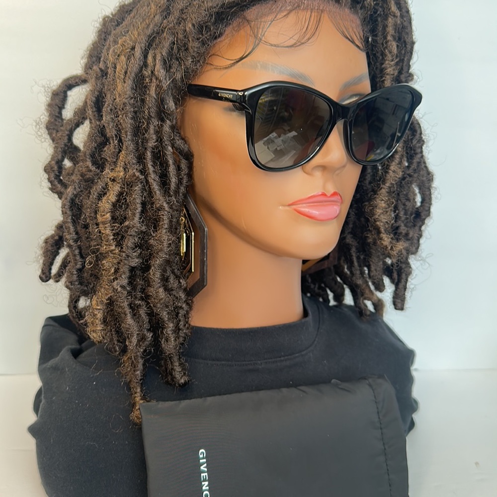 New Authentic GIVENCHY
Black /Grey /Gold Acetate Frame Sunglasses -GV7198S